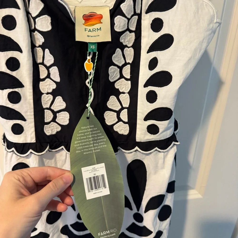 NWT Farm Rio Black & White Tiered Floral Midi Dress | XS - Picture 5 of 7